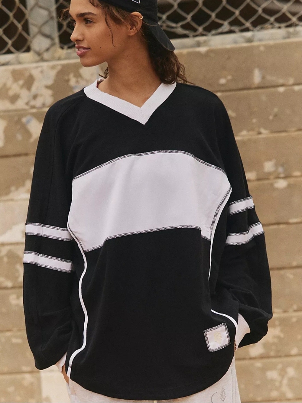 Free People Rugby Ready Logo Layer Sz M - Picture 2 of 2